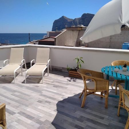 Home Holiday Sicily Изола-делле-Феммине Экстерьер фото