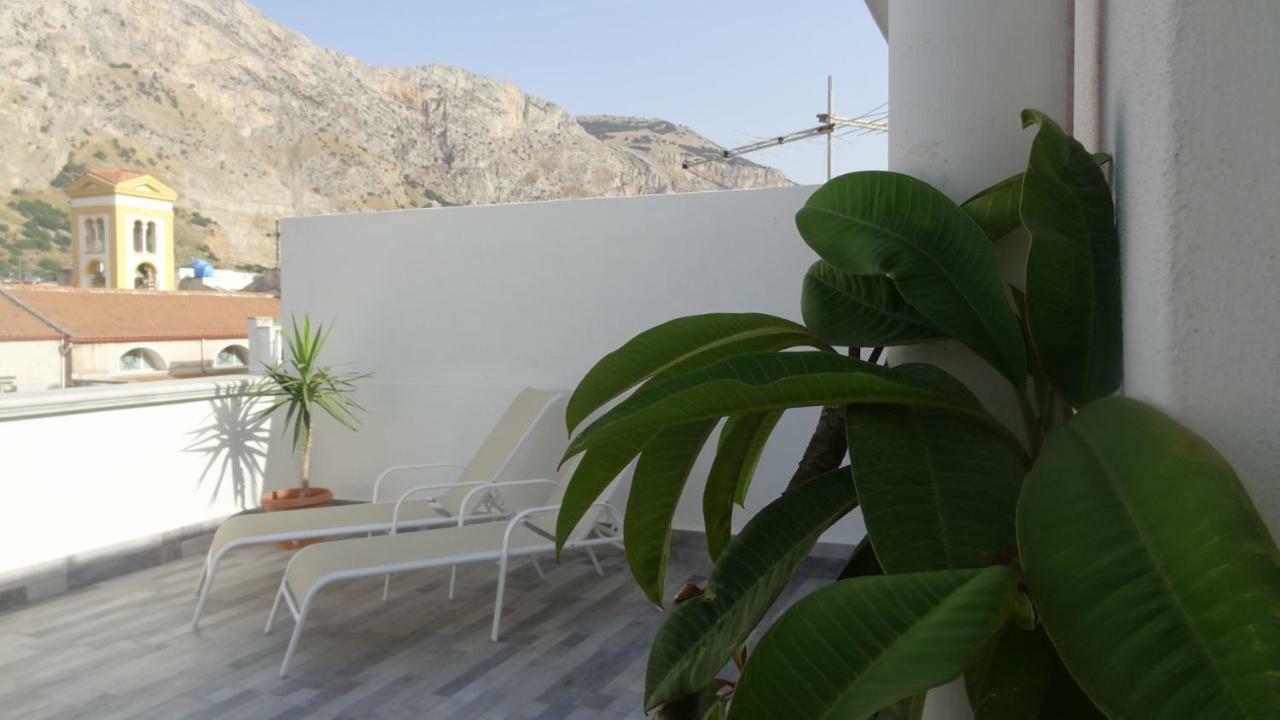 Home Holiday Sicily Изола-делле-Феммине Экстерьер фото