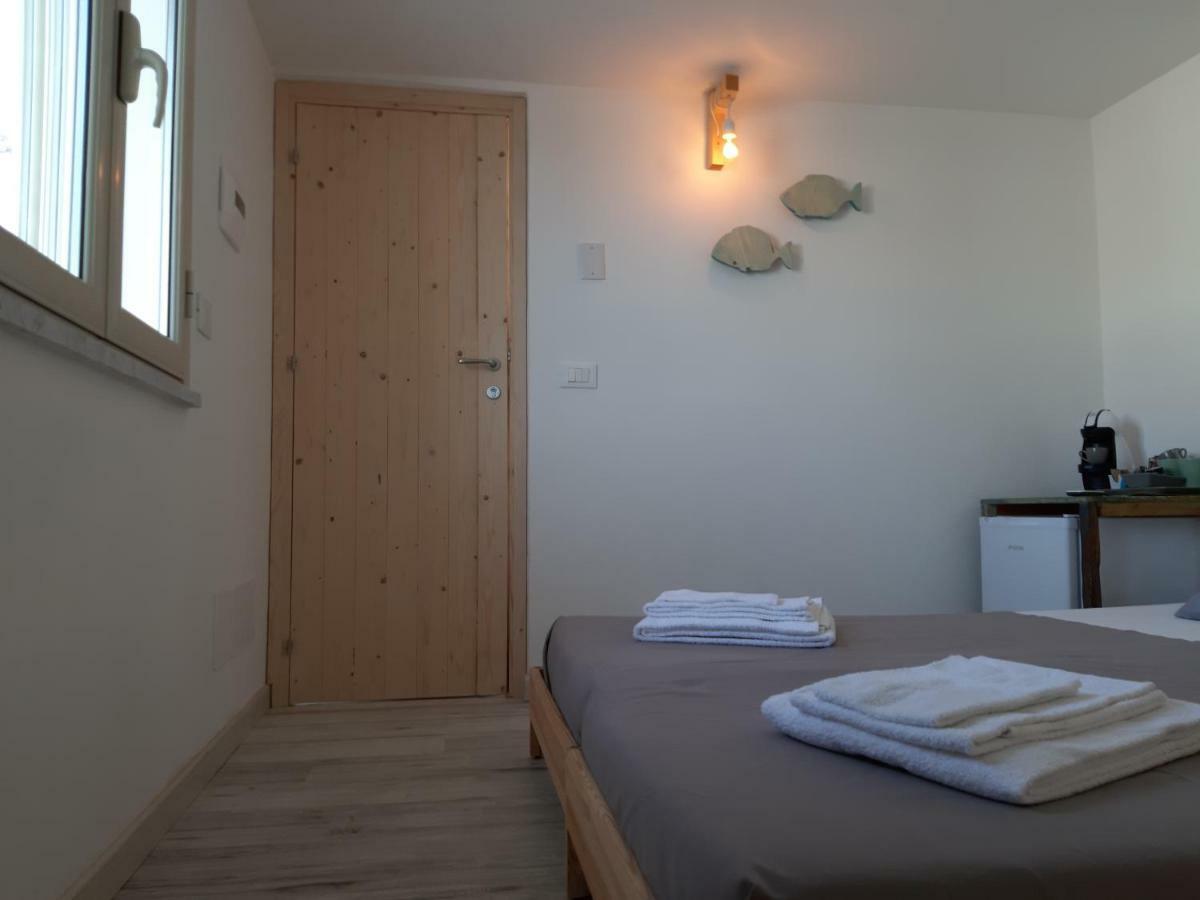 Home Holiday Sicily Изола-делле-Феммине Экстерьер фото